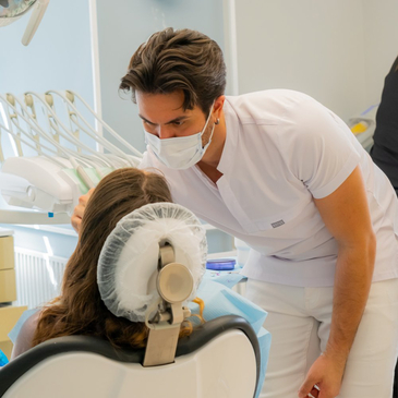 Slider image (9) UltimaDent